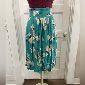 Trashy Diva high waisted floral skirt, size 6
